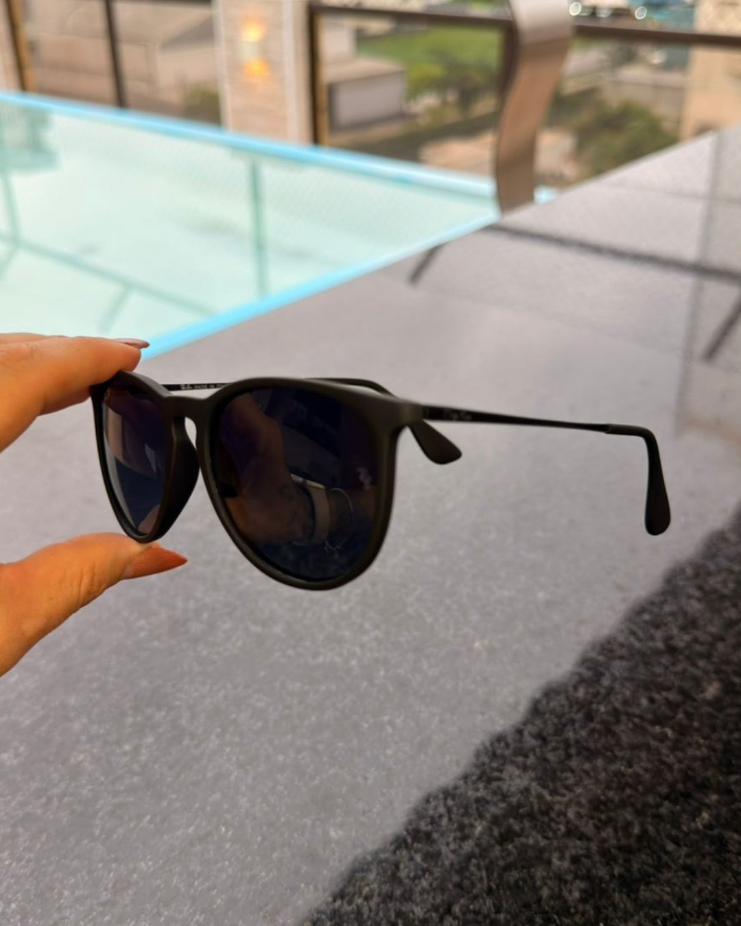 Óculos de Sol Ray-Ban Erika Polarizado Preto Fosco