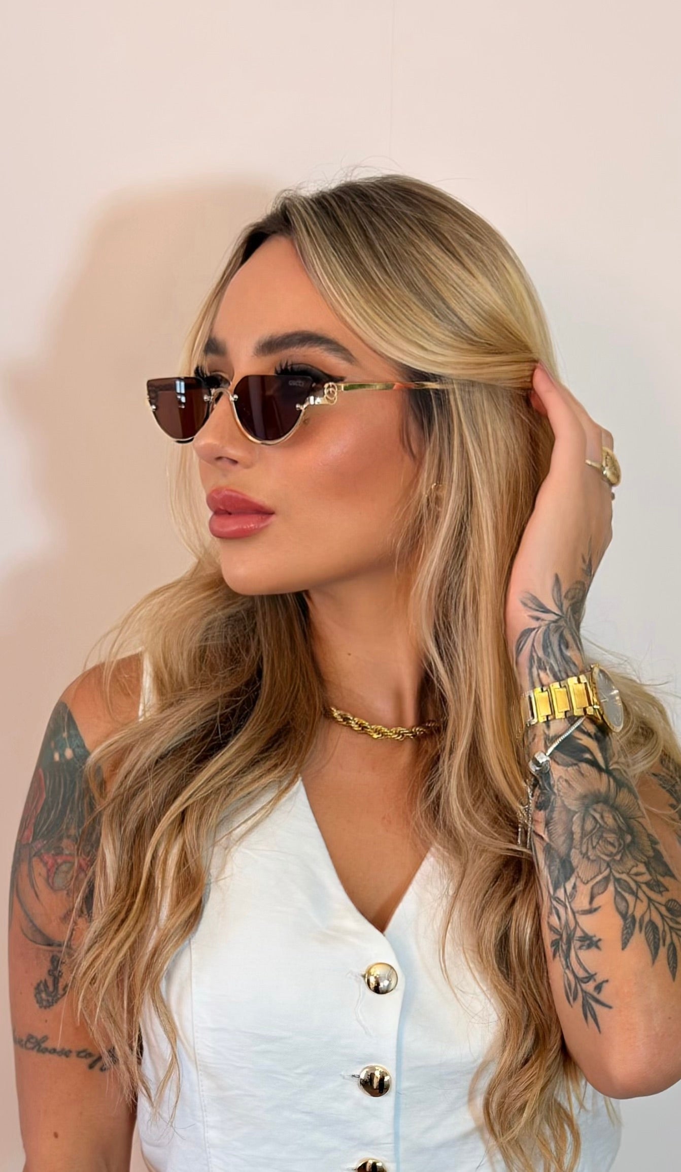 Óculos de Sol Gatinho Gold com Lentes Degradê