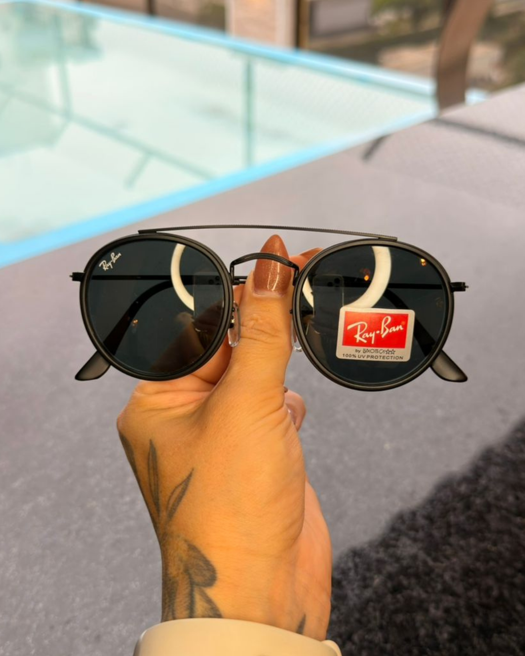 Óculos de Sol Ray-Ban Round Double Bridge Preto Clássico