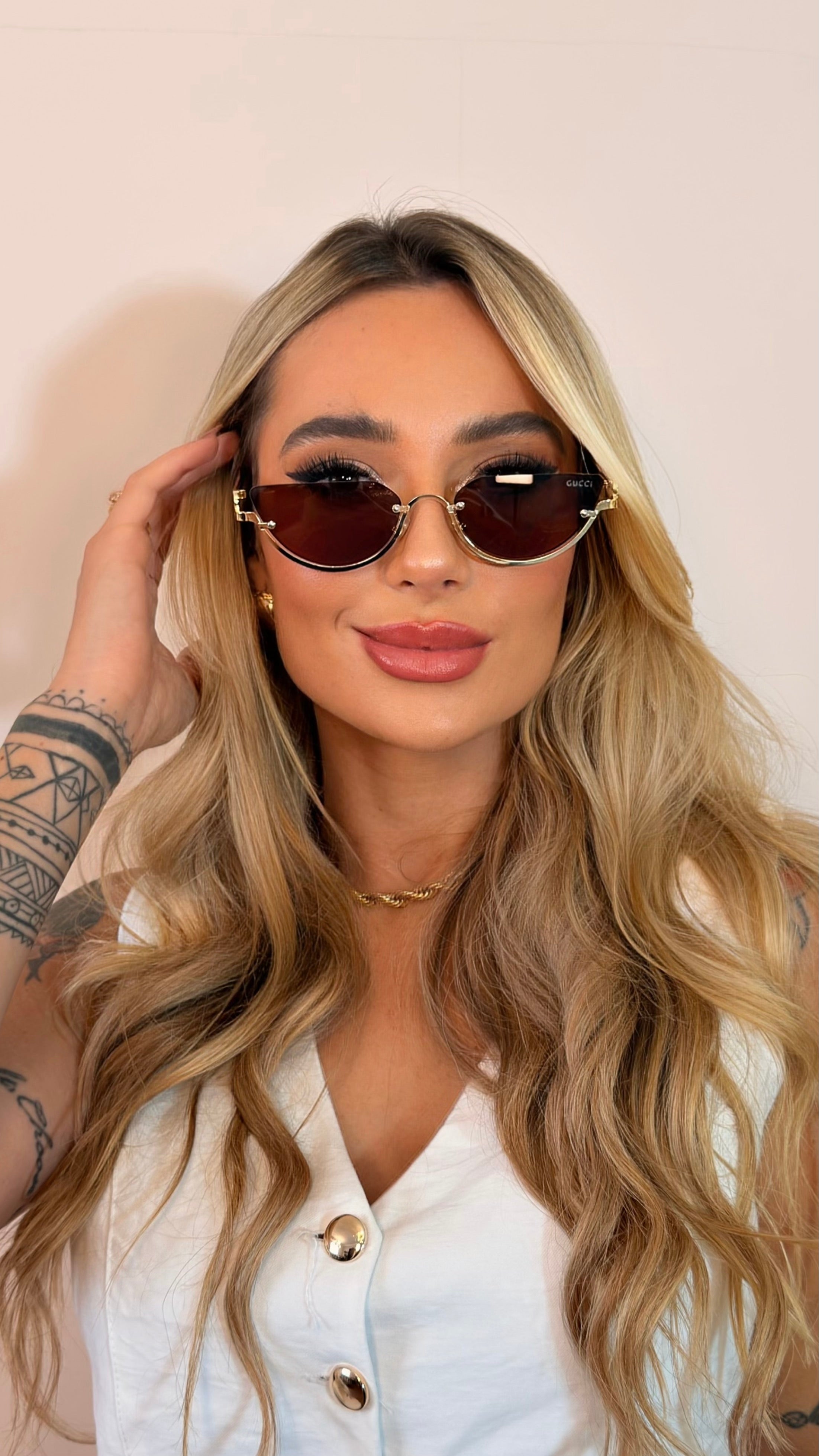 Óculos de Sol Gatinho Gold com Lentes Degradê