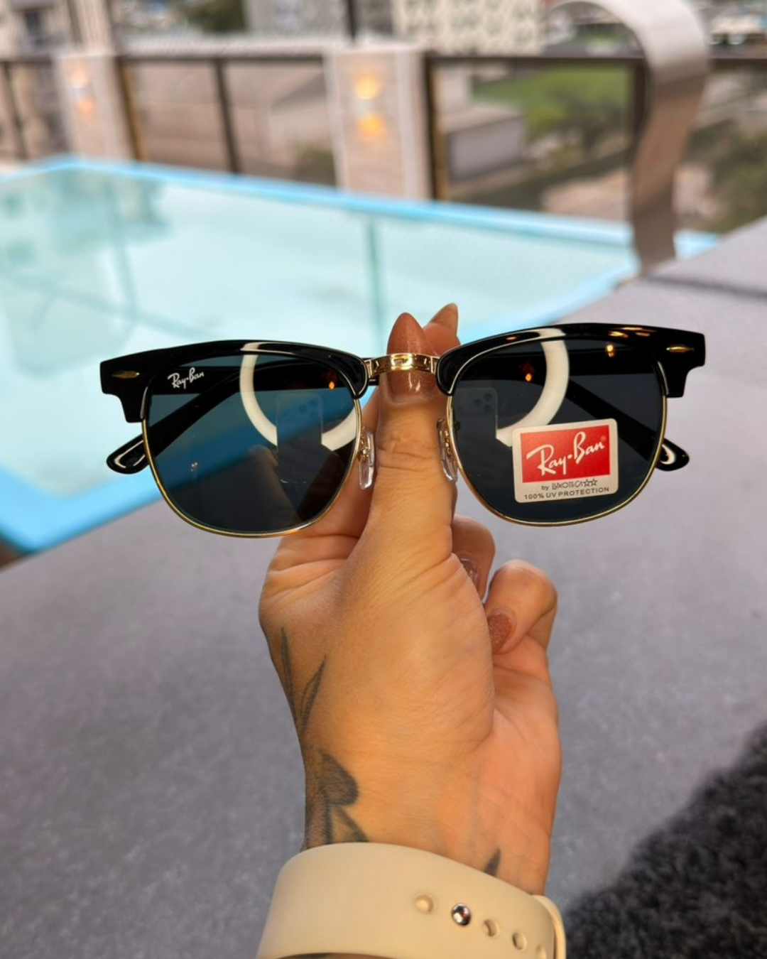 Óculos de Sol Ray-Ban Clubmaster Clássico Preto e Dourado