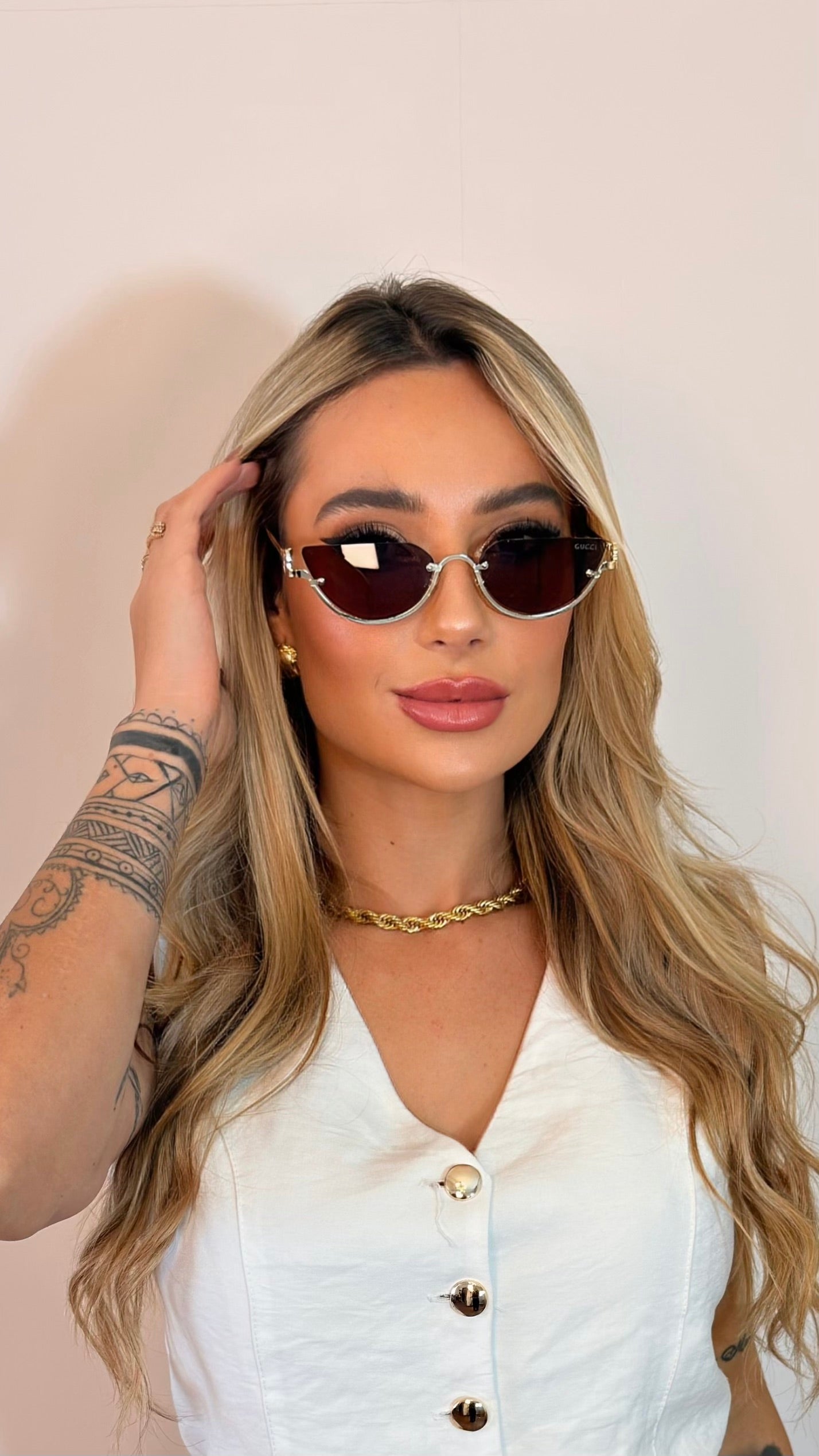 Óculos de Sol Gatinho Gold com Lentes Degradê